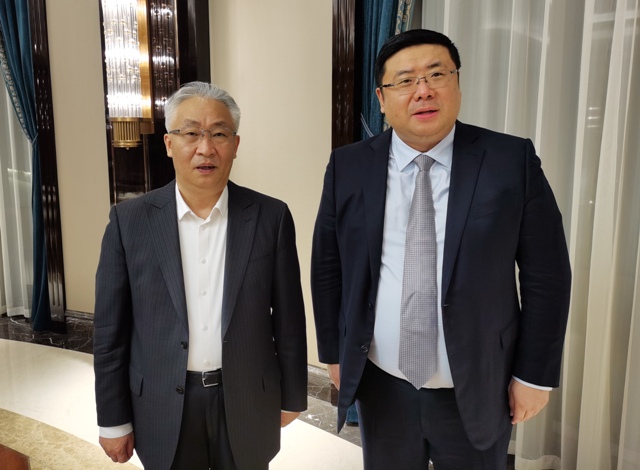 李勇董事长与中共中央政治局委员、国务院副总理张国清合影留念
