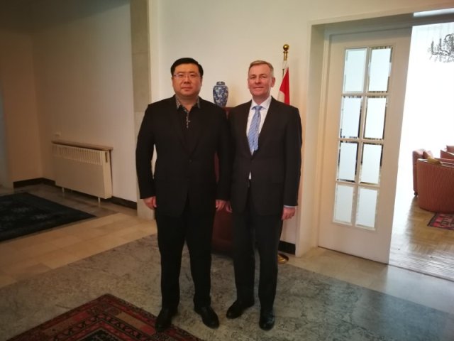 李勇主席专程拜访奥地利驻华大使石迪福