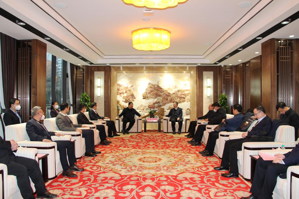 李勇主席会见来访的中共黑河市委书记李锡文一行 并听取双方项目合作专班汇报